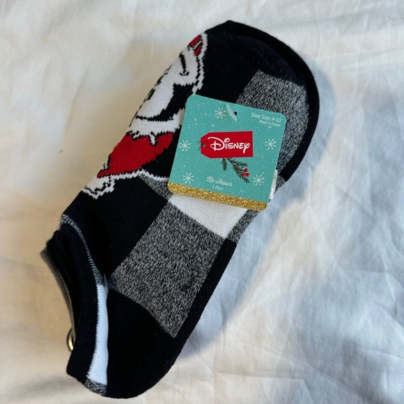 Disney Classic 5-pack No Show Socks Shoe Size 4-10 - Picture 4 of 5